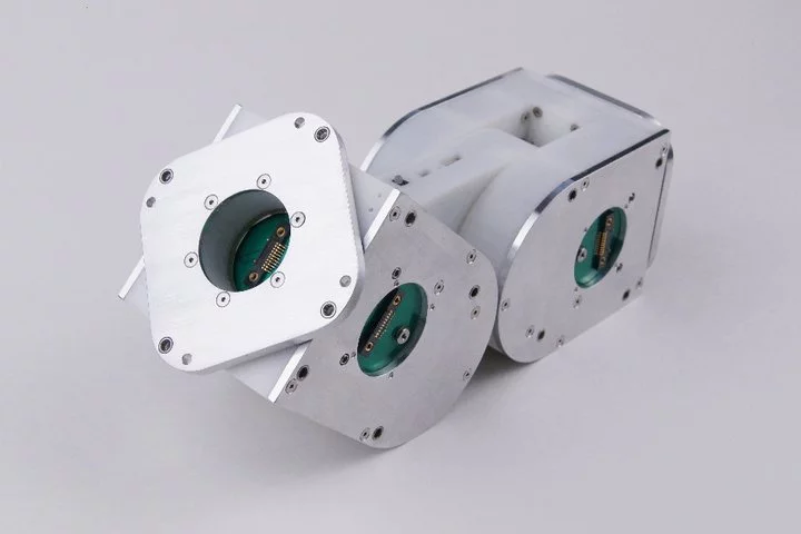 The iMobot is an articulated, wheeled robot that can be used on its own, or as a module in a larger robotic system (All photos courtesy Barobo, Inc.)