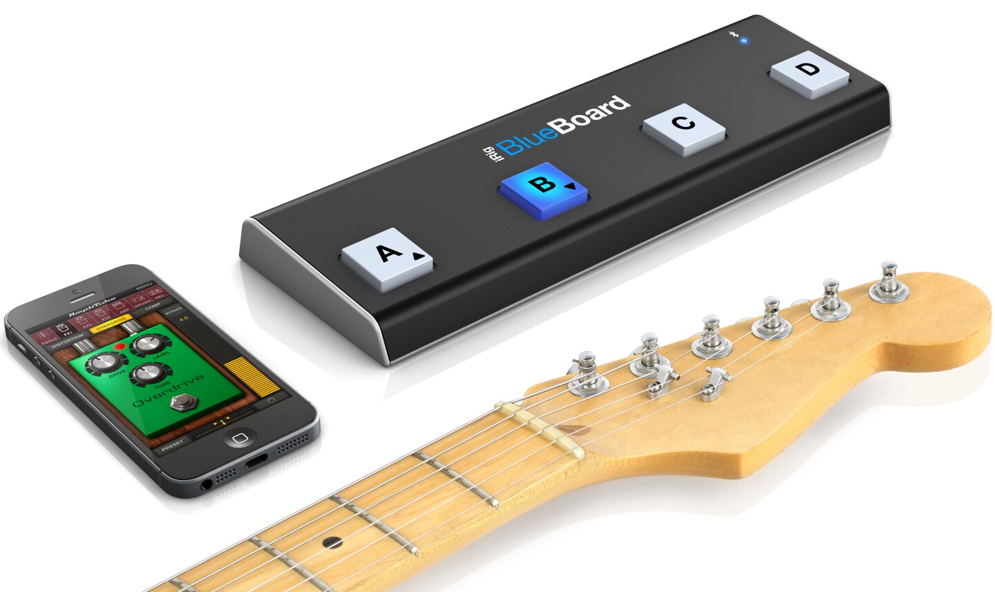 The pedalboard has four backlit pads up top, which can each be assigned controls to switch between presets and banks, tweak parameters or change patches on the fly