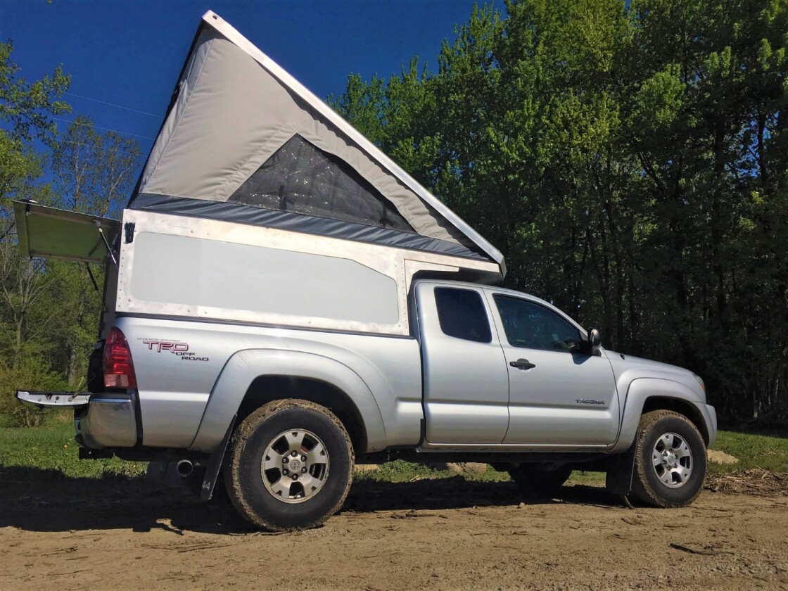 Along with the ubiquitous Tacoma, Leentu offers Sunzals for other midsize and full-size pickup trucks