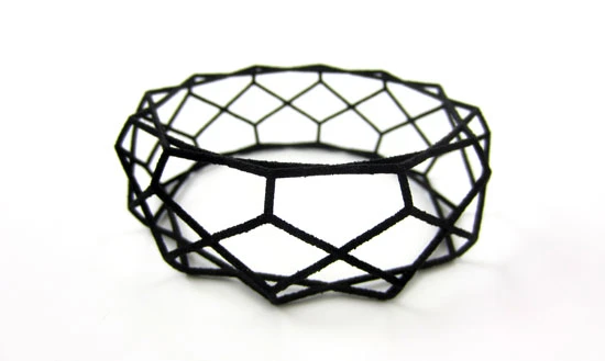 A bracelet made using i.materialise's flexible Rubber-like material