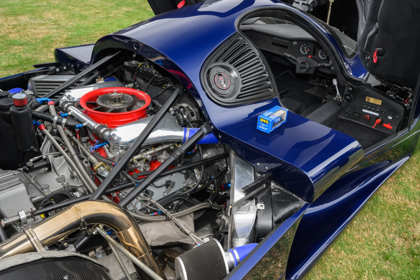 The engine in both the CR variants of the Schuppan 962 is an air-cooled, twin-turbo, twin cam, two valves per cylinder 3.4 liter flat six producing 600 hp