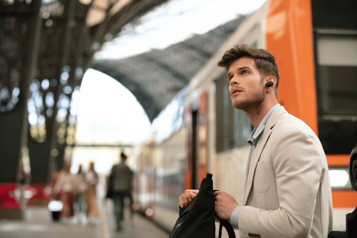 With ANC mode active the WF-1000XM3 earphones will block ambient sounds across almost all frequencies