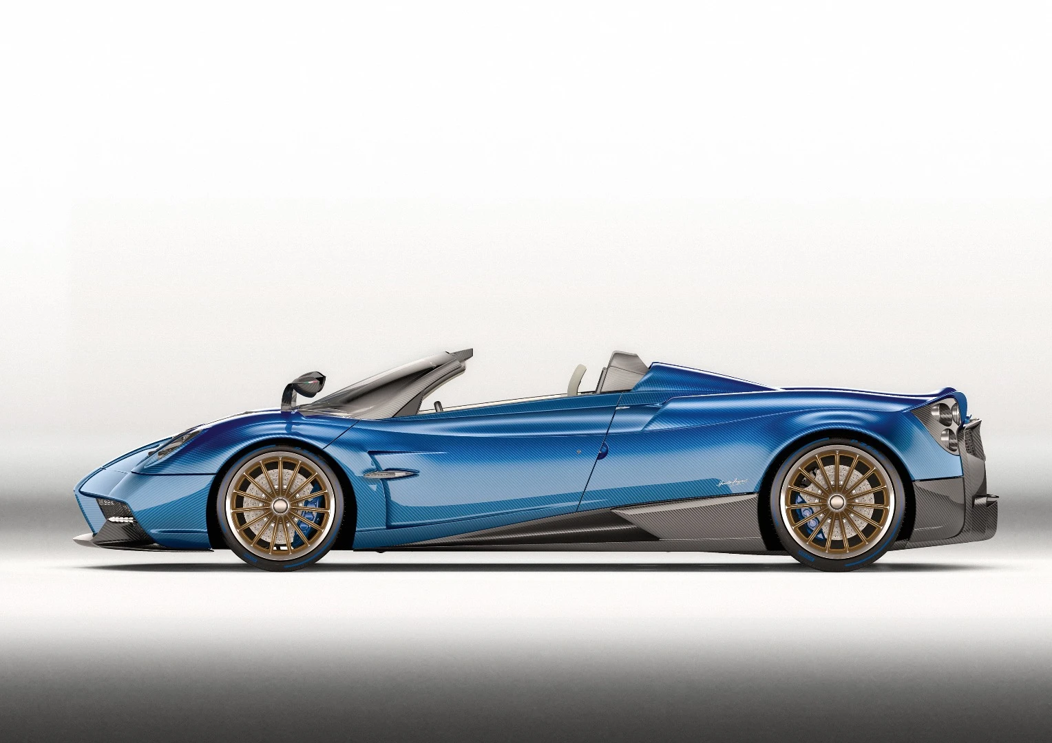 The Huayra Roadster makes more the 700 hp