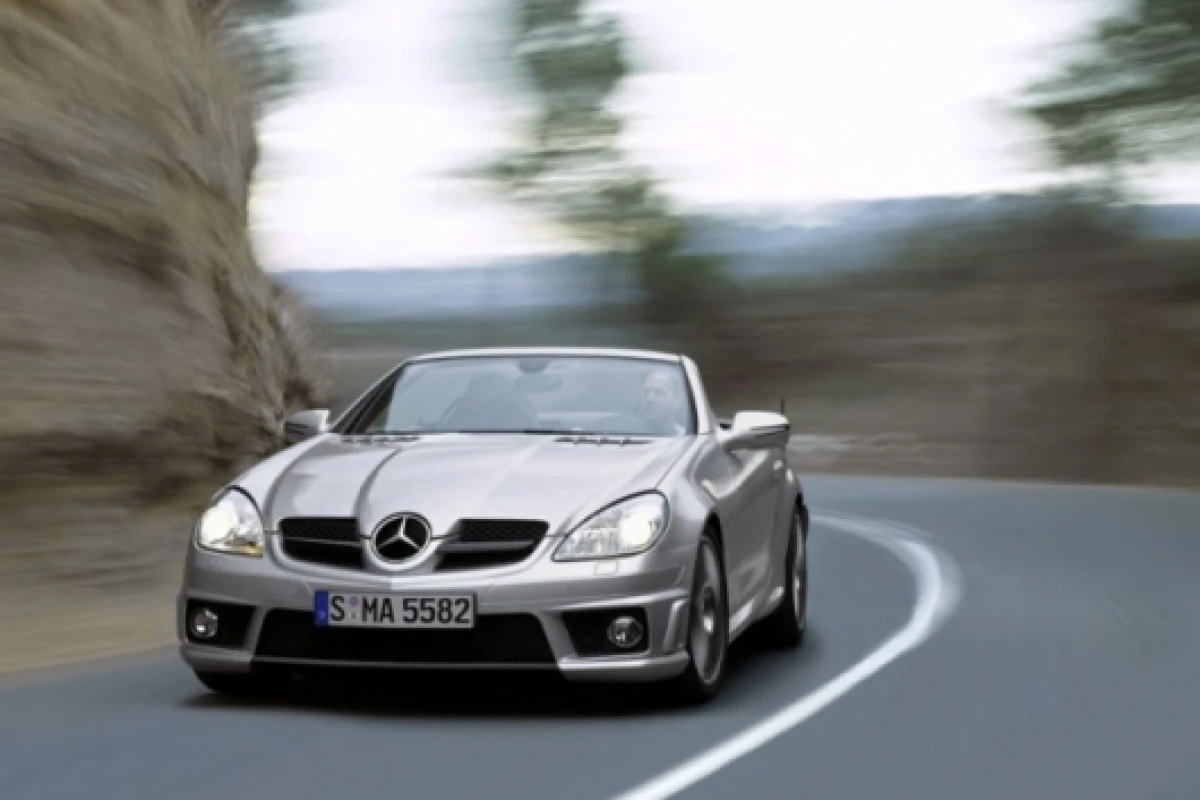 Mercedes-Benz SLK-Class: SLK 55 AMG