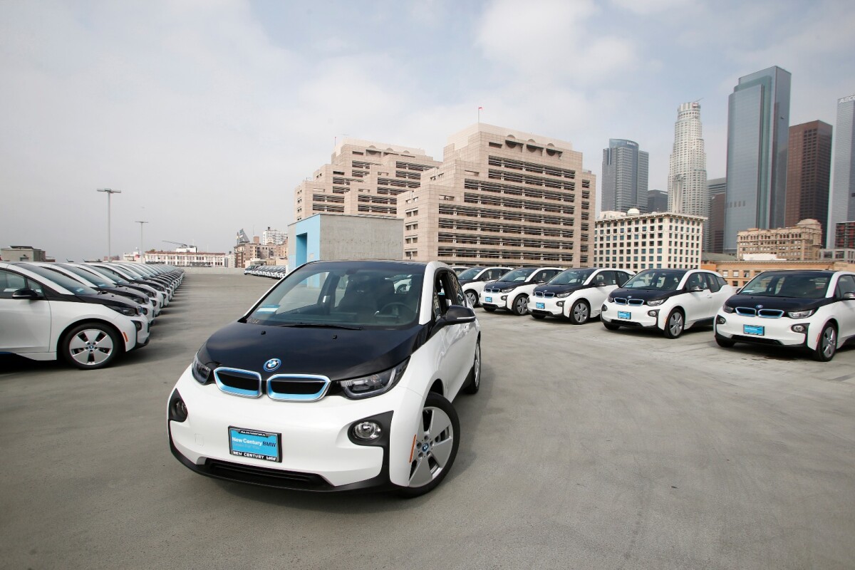 Hold onto your donuts, LAPD is getting 100 BMW i3s