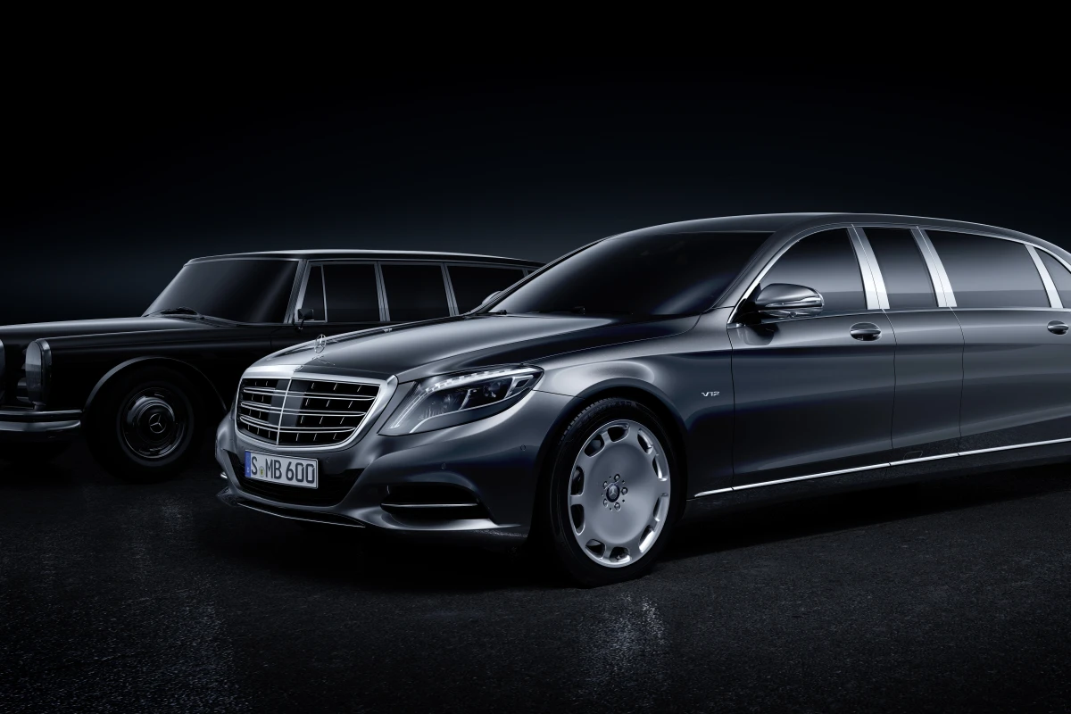 The Mercedes-Maybach Pullman with the Mercedes-Benz 600 Pullman