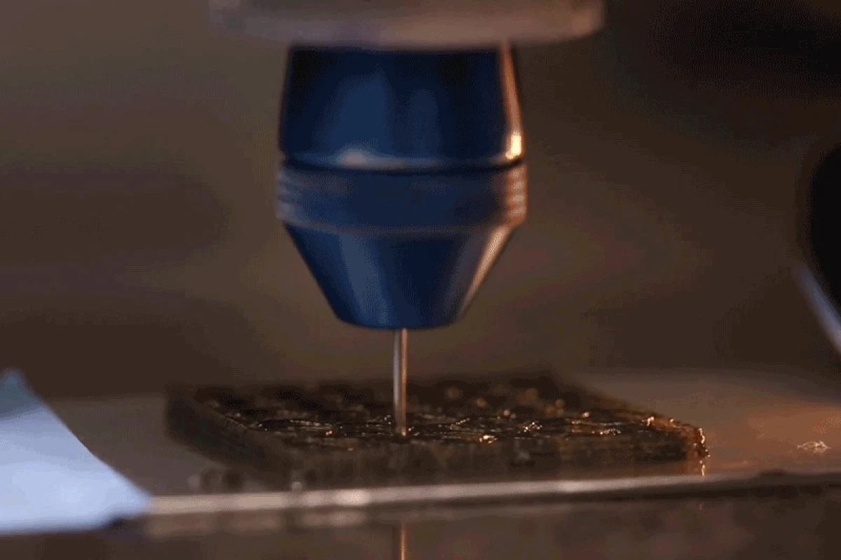 "Rotational 3D printing", so named thanks to its spinning printer head, is a new method of additive manufacturing designed to let users tweak the microstructures of printed objects