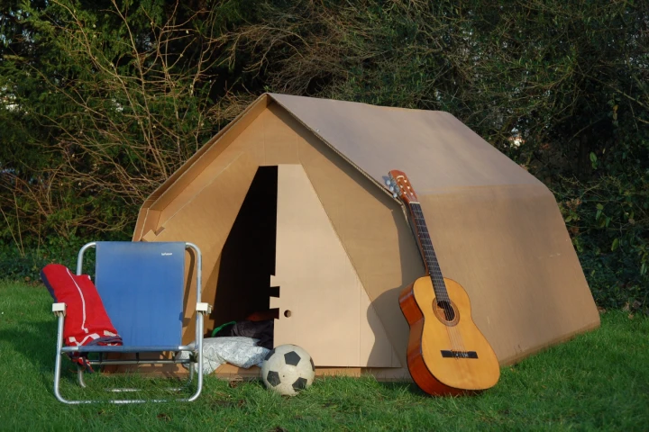 The KarTent provides space for two people with their bags and is guaranteed to stay standing and keep users dry for three days of constant rain