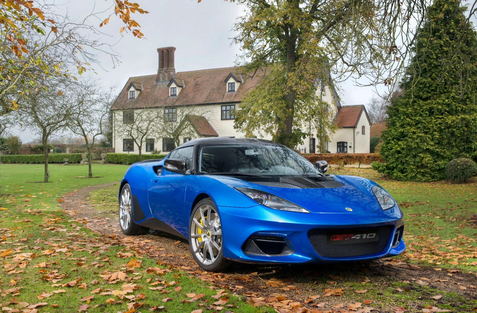 The Lotus Evora GT410 Sport will become available globally, starting in Europe now and in the United States and China in the third quarter of 2018