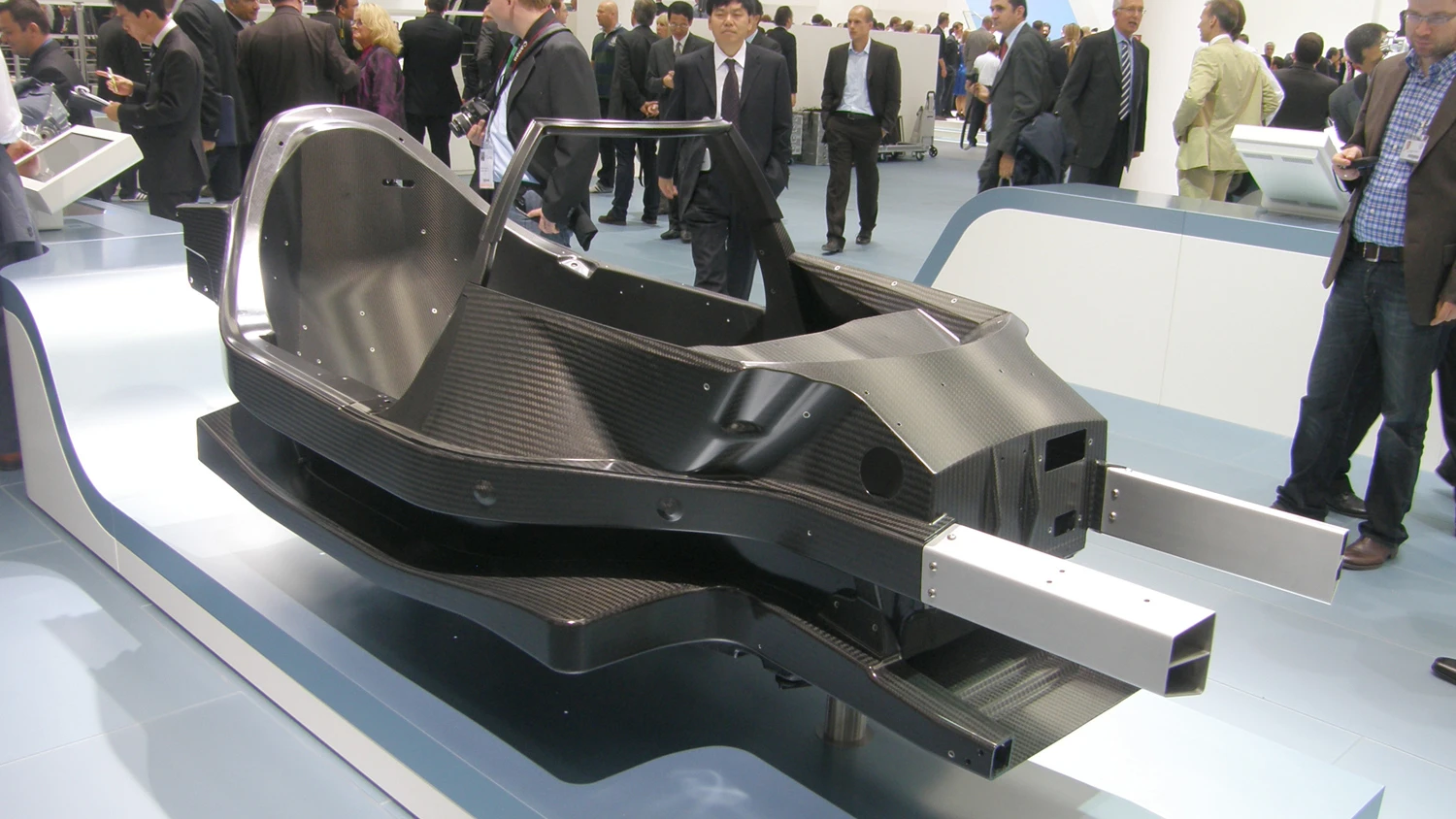 The Volkswagen L1's carbon fibre occupant protection module
