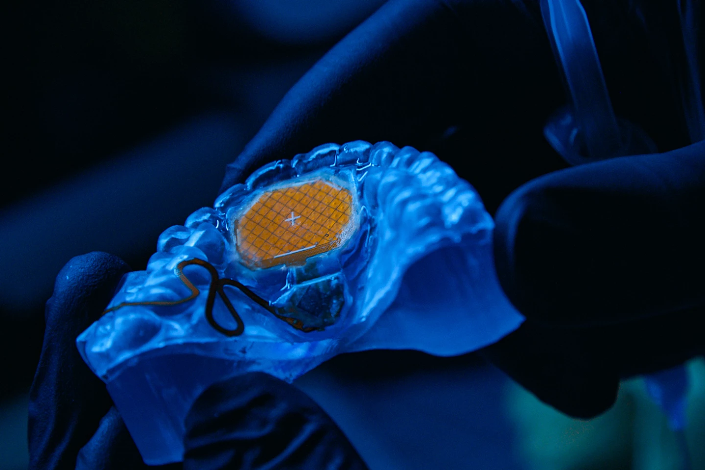 One charge of the MouthPad's battery is reportedly good for over five hours of runtime