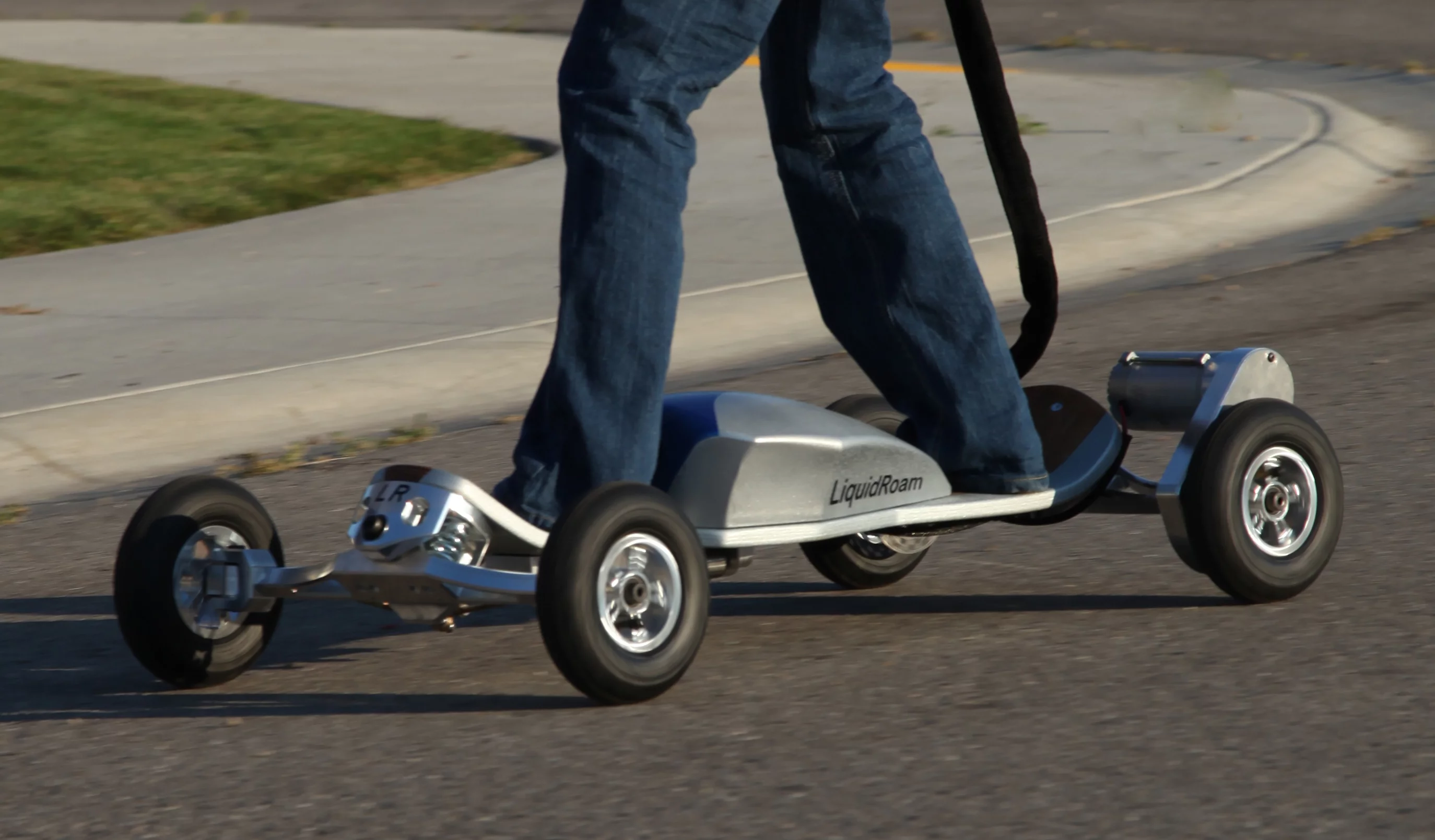 Described as insanely fun to ride and proven to be a head-turner whenever it has ventured into outdoors Boise, Idaho - the RoamBoard from LiquidRoam