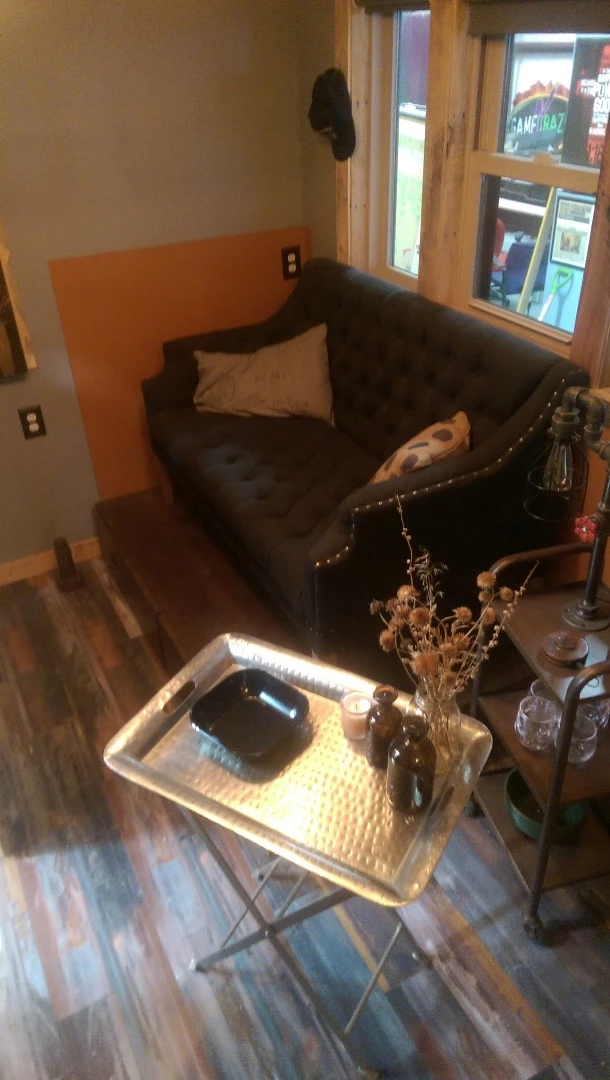 Sofa and small table (Photo: Maximus Extreme Living Solutions)