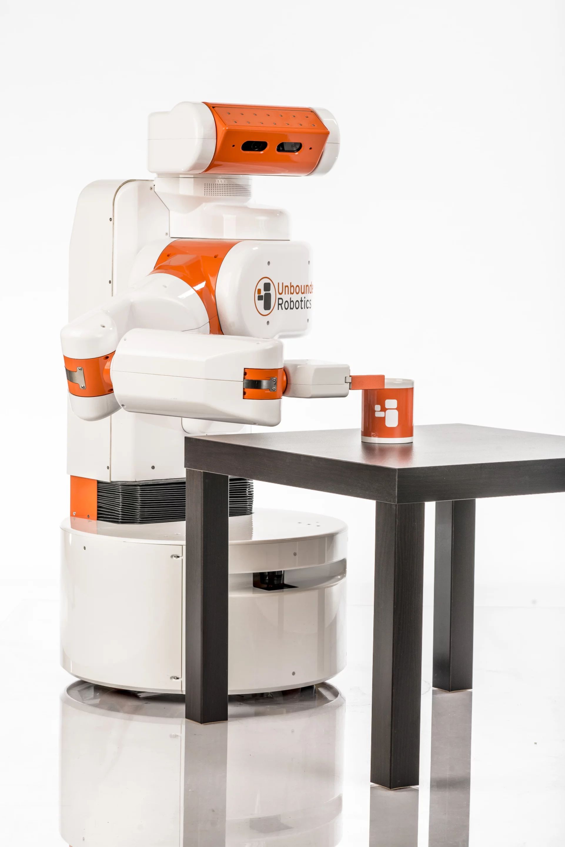 The UBR-1 uses a Primesense 3D sensor to see and interact with objects (Photo: Eric Gulbransen)