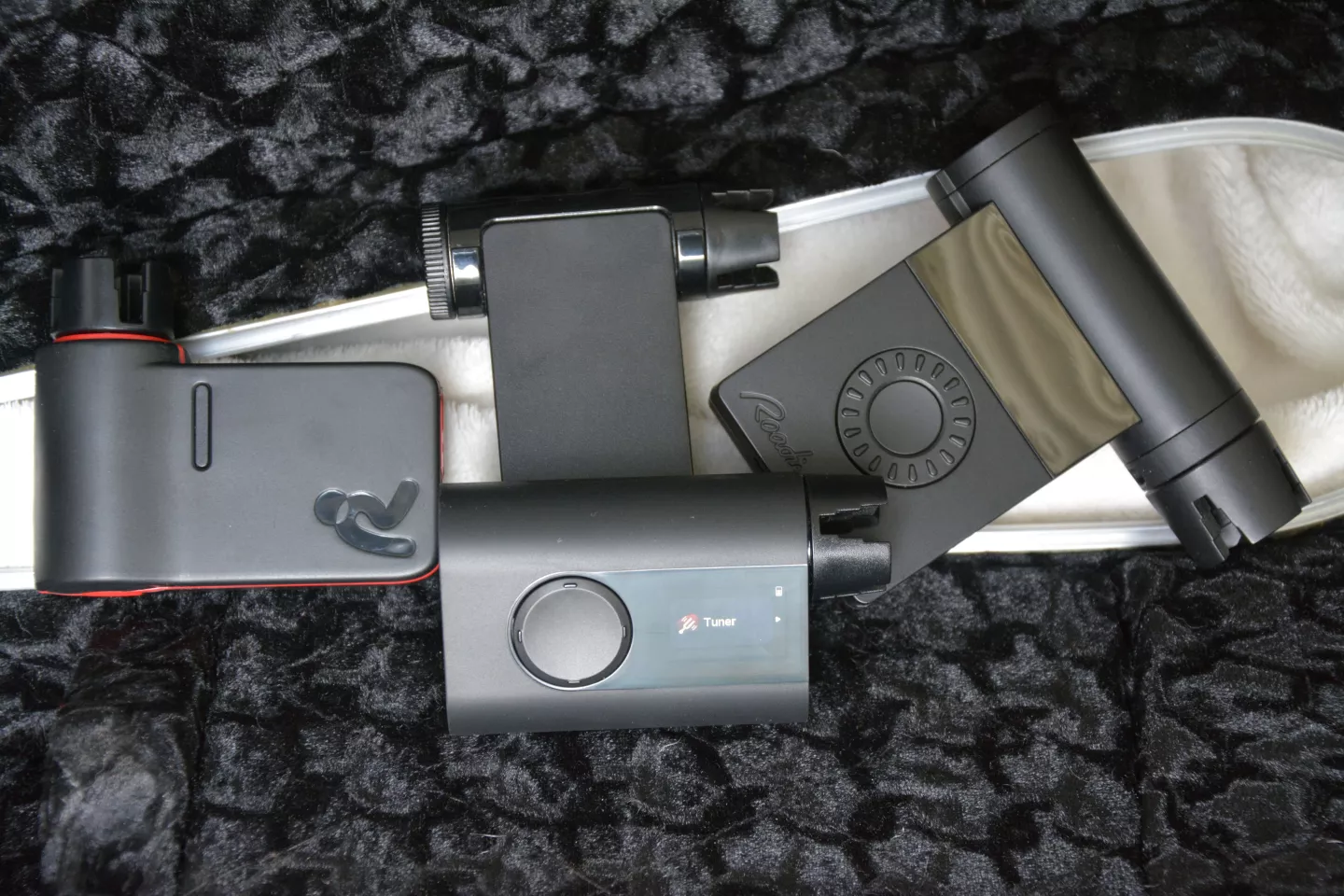 The first Roadie to the left, the Roadie 2 in the center at the back, the Roadie Bass to the right and the Roadie 3 front and center