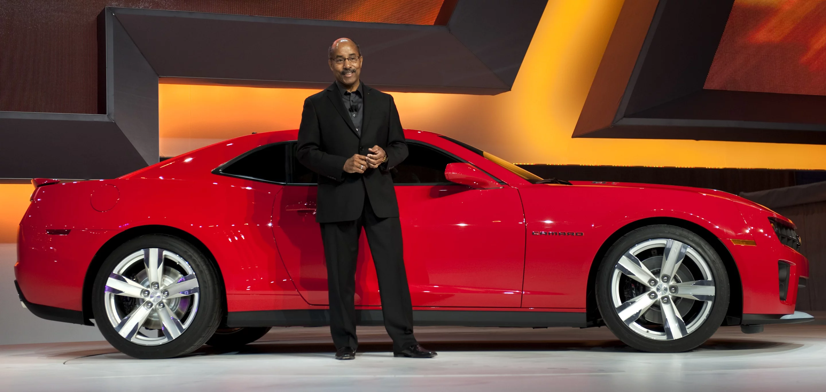 Ed Welburn unveils the Camaro ZL1