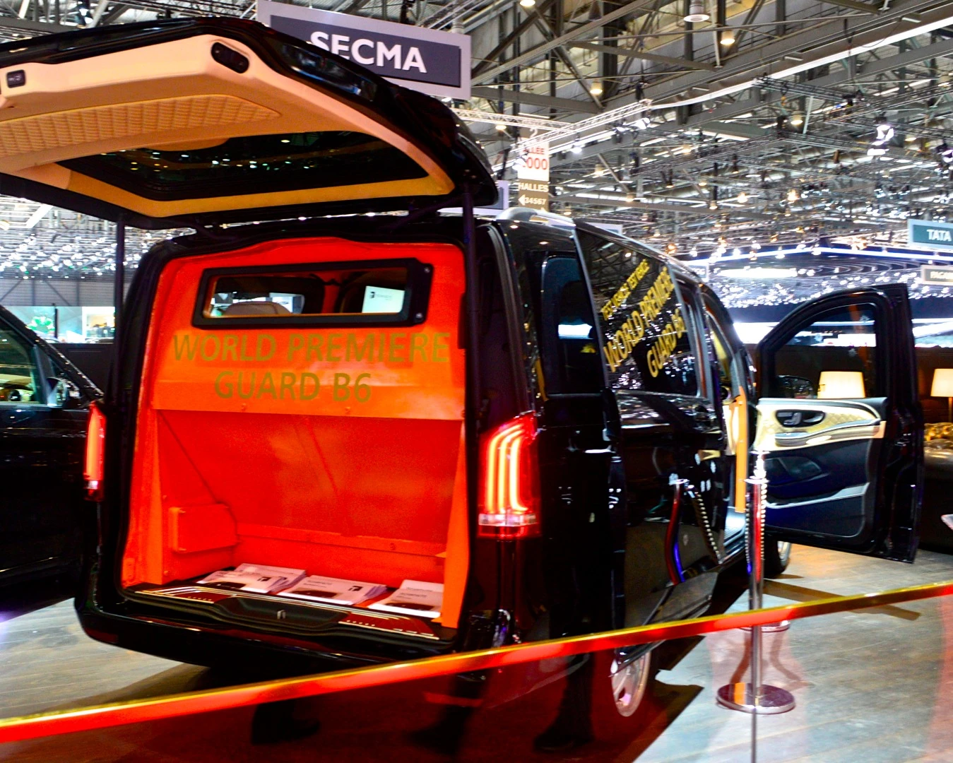 Techintacto B6 armored Mercedes van