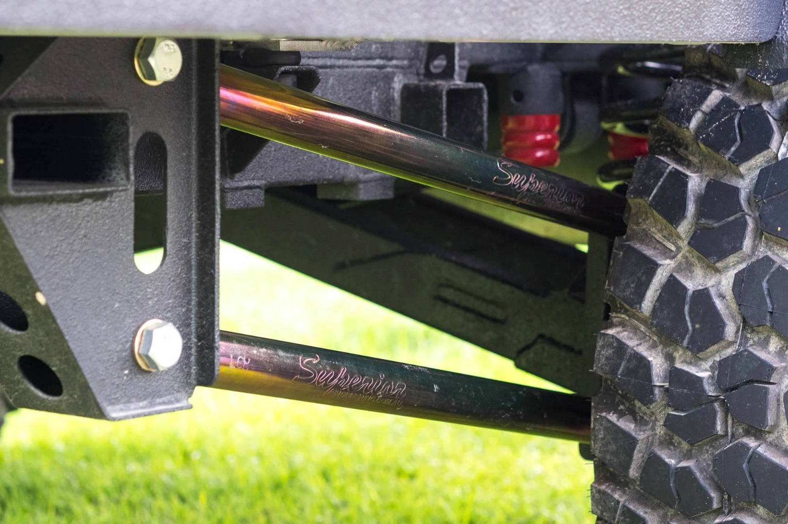 Terra Trek cushions the TTE with a long-travel independent suspension