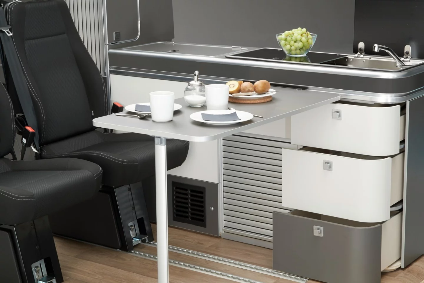 Dining in the Nissan Michelangelo