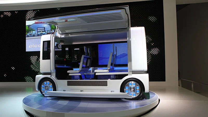 Daihatsu "shoCase" hybrid concept vehicle