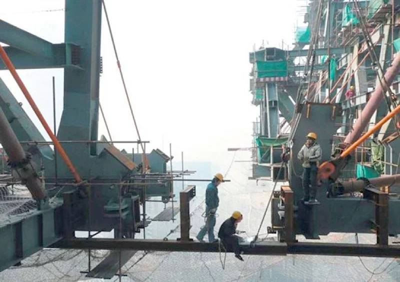 Completion of the cantilever in December, 2007