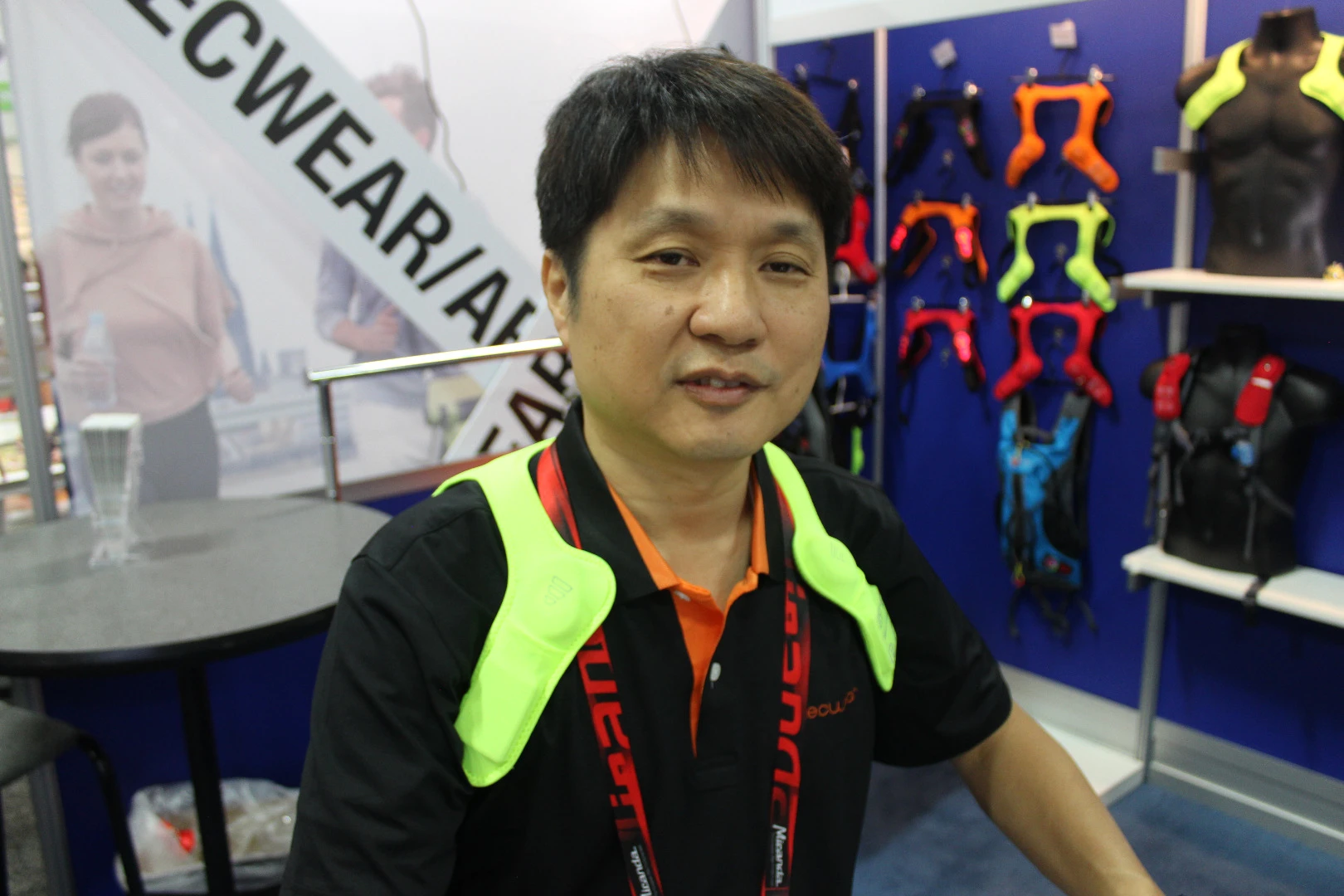 The Elecwear vest also has two 2.0-watt Bluetooth speakers in the front