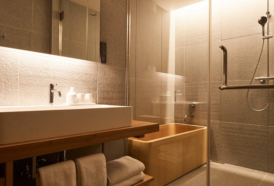 Type I bathroom