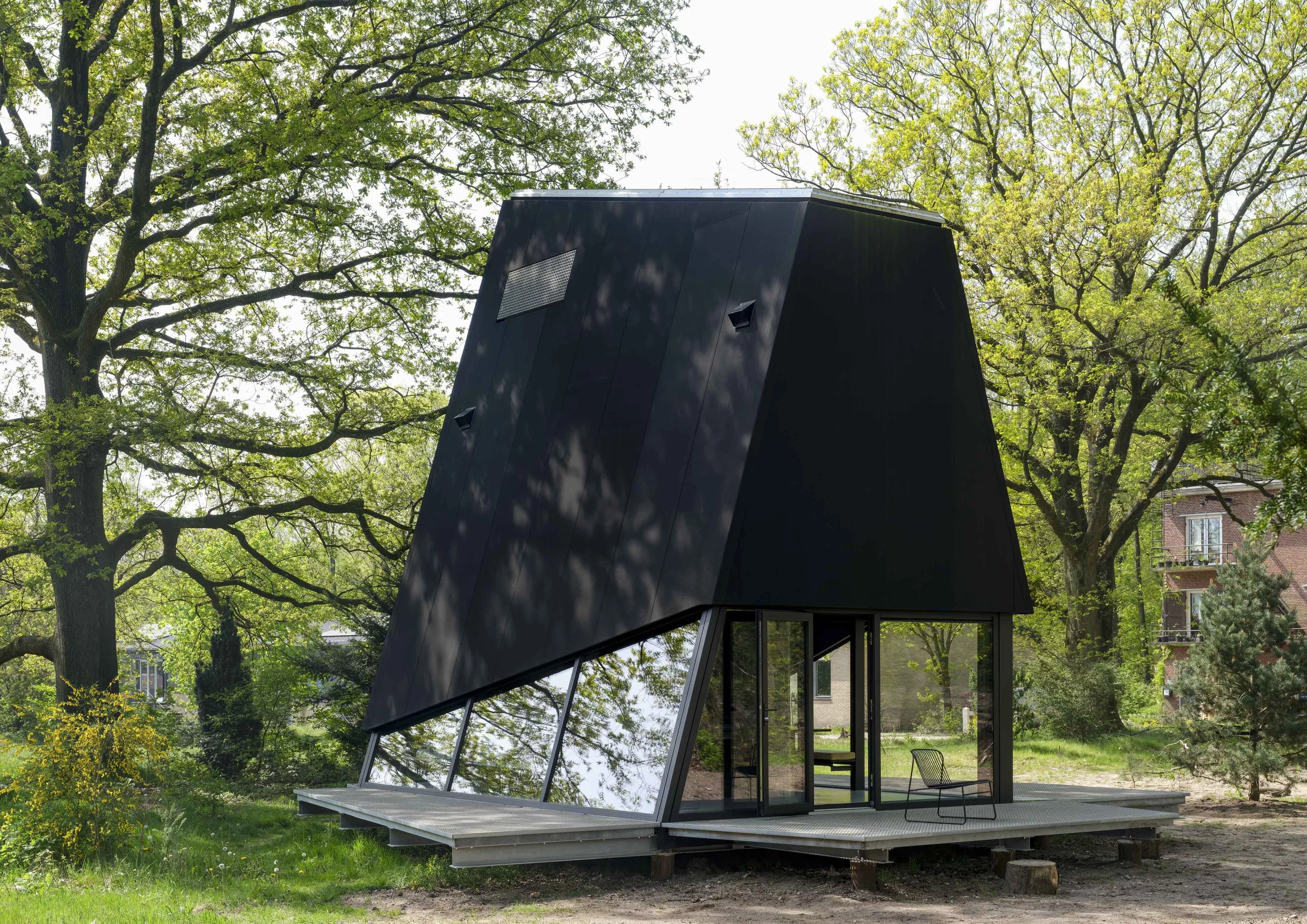 Stay Under the Radar is a compact vacation dwelling that's inspired by the faceted angular surfaces of the iconic US F-117 Nighthawk stealth attack aircraft