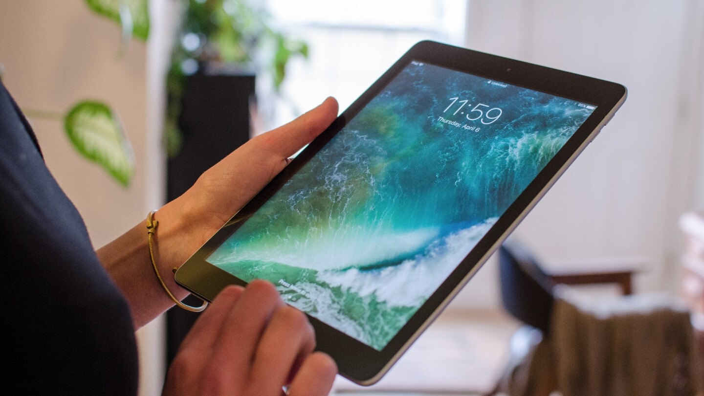 iOS 10 on a tablet is nearly identical to the software experience on an iPhone