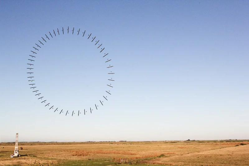 Wing 7 takes off vertically powered via the tether and after reaching the appropriate height, it flies horizontally in crosswind circles