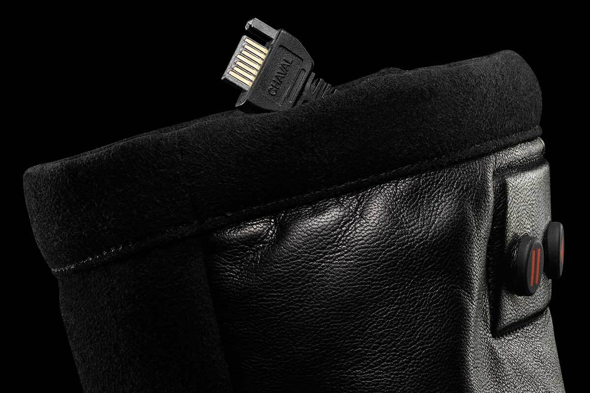 The Chaval Response XRTs have a cell phone-like charger