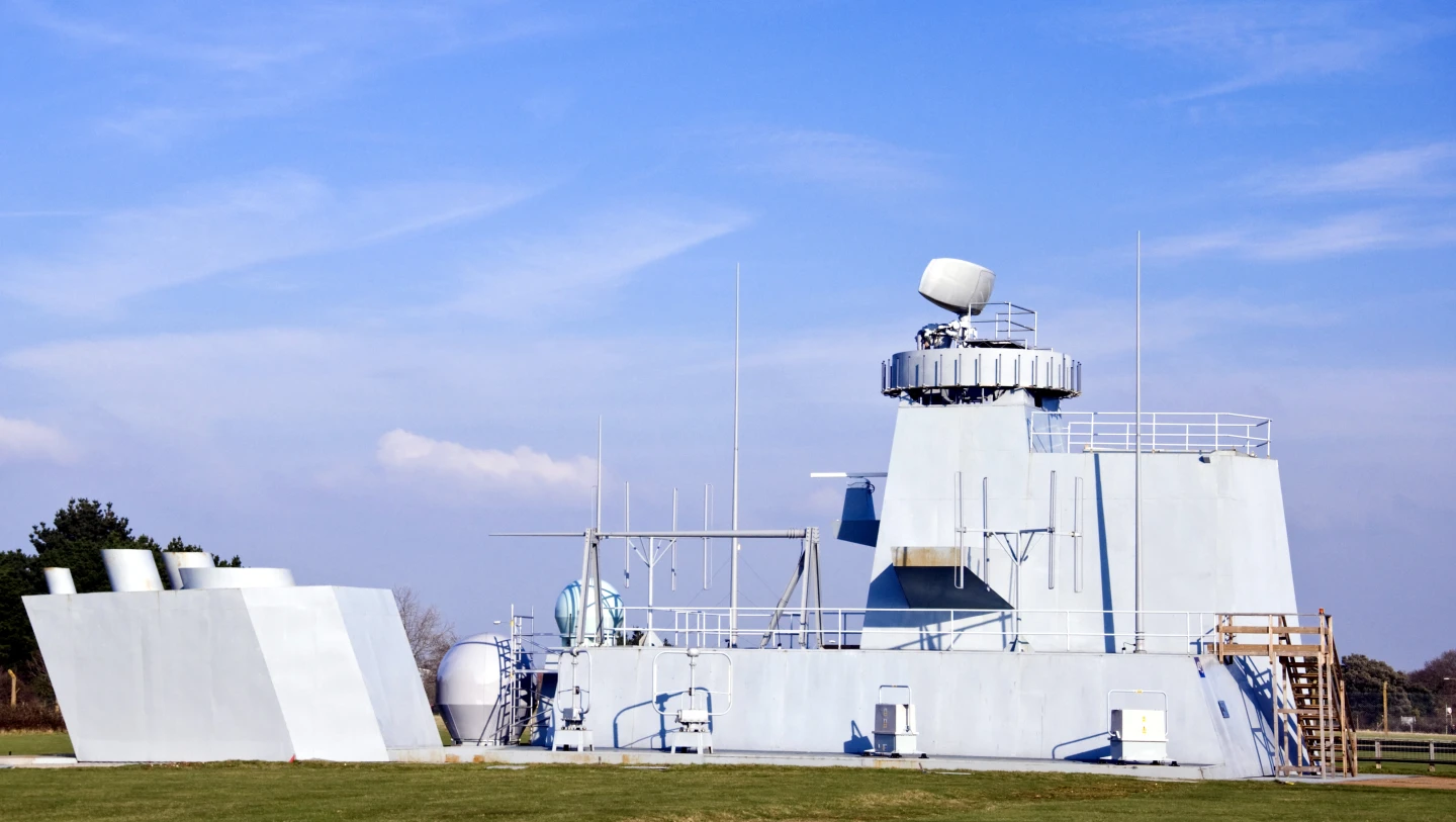 Artisan 3D Medium Range Radar Type 997 on a mockup of a Queen Elizabeth Class aircraft carrier
