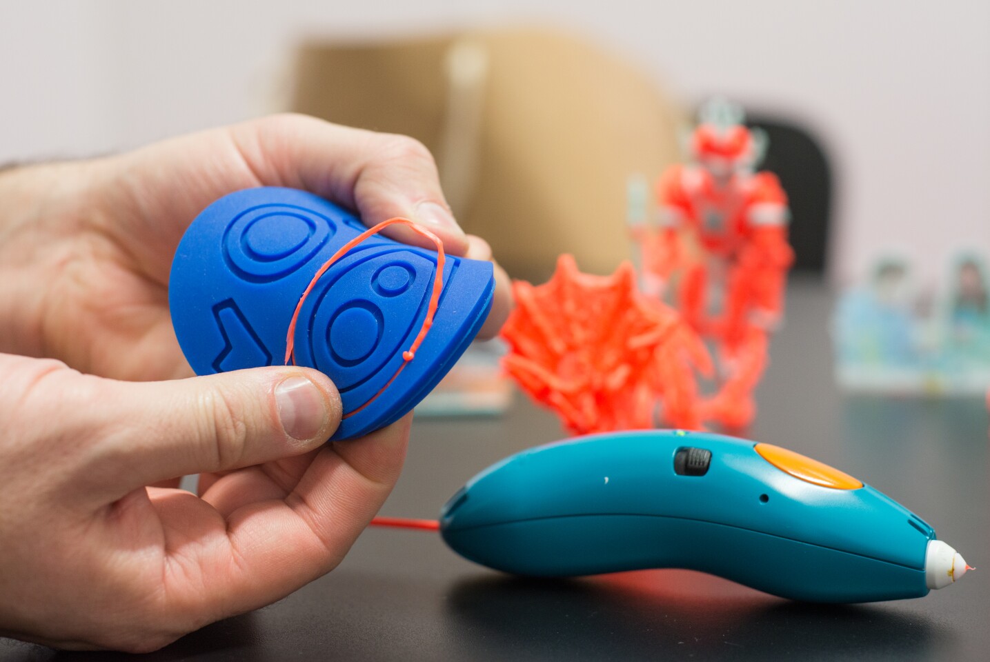 The DoodleBlocks for the 3Doodler Start make it easy to create items including bracelets, cars and puzzle pieces