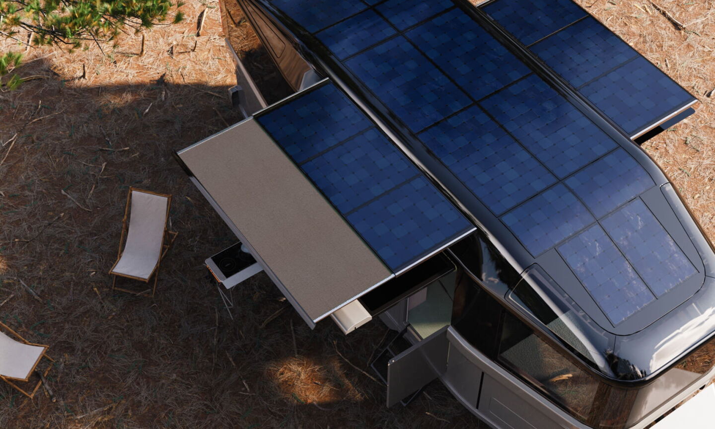 With scalable solar charging up to 3 kW, the battery pack serves a dual purpose.