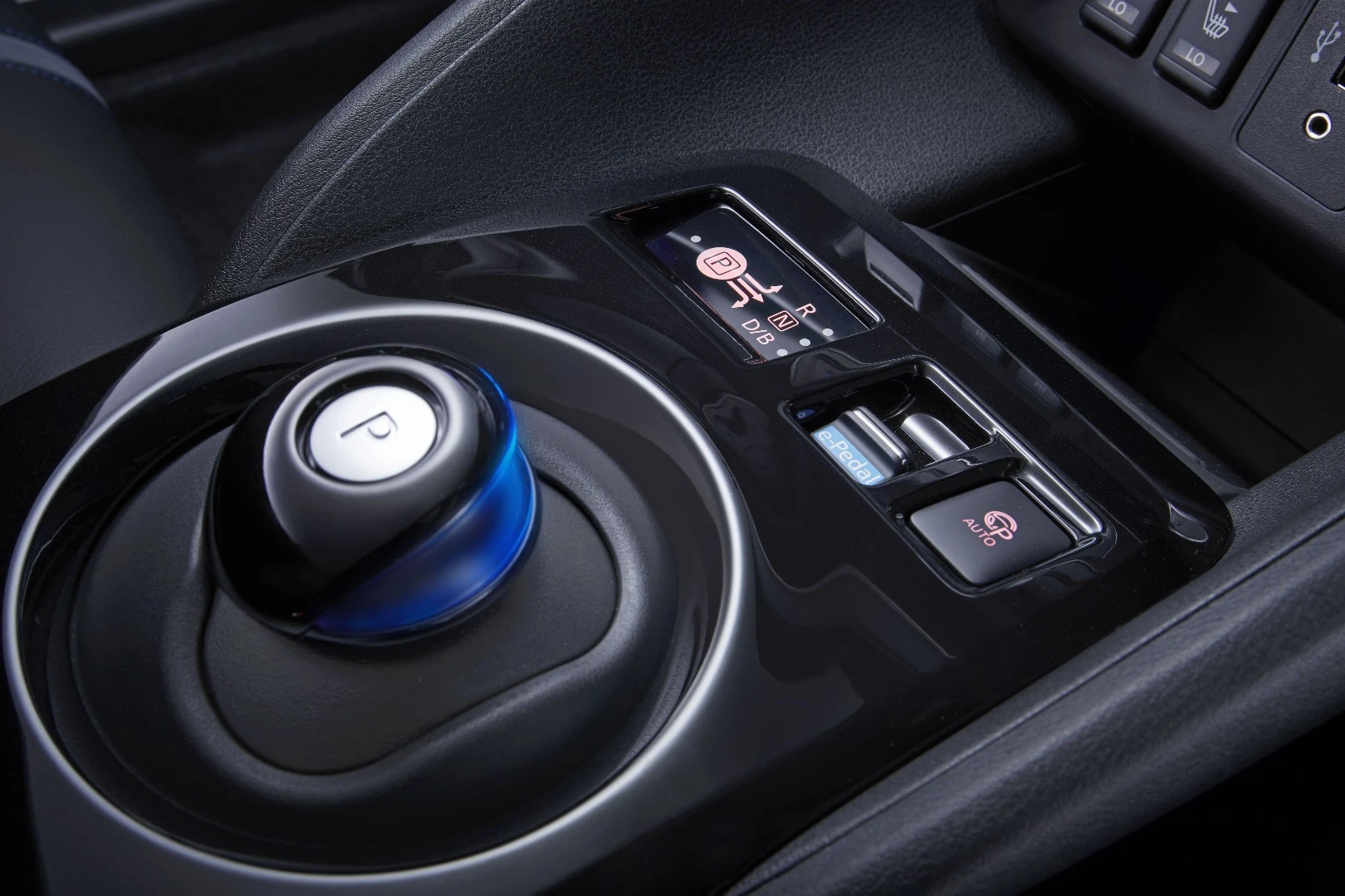 A funky take on the gear selector in the Nissan Leaf