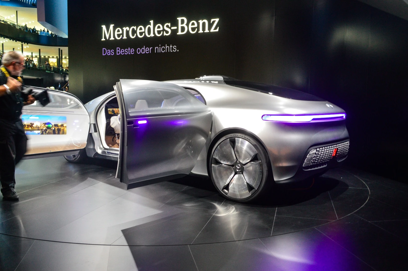 Mercedes first revealed the F 015 autonomous concept at the 2015 Consumer Electronics Show
