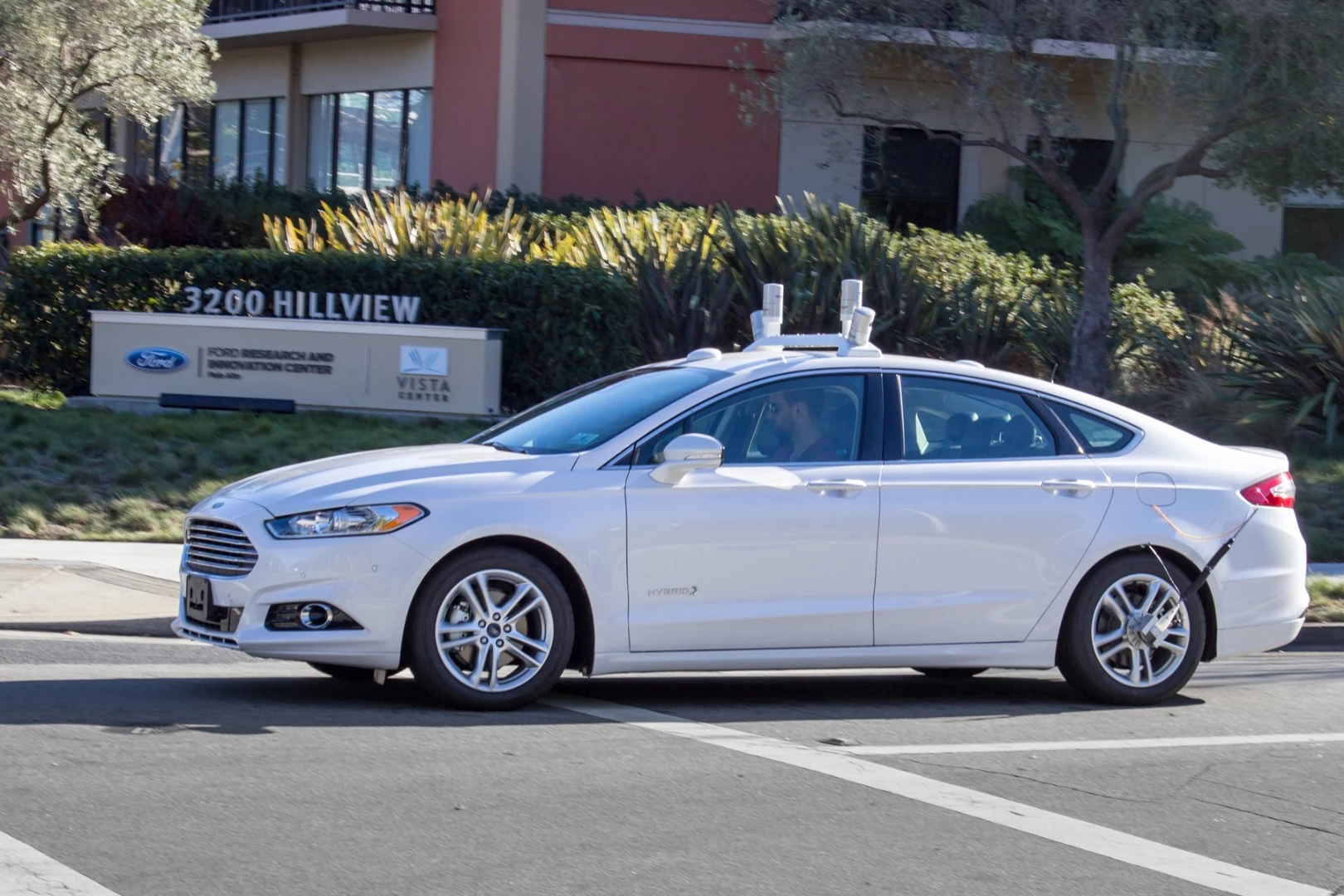 The testing will use fully autonomous Ford Fusion Hybrid sedans