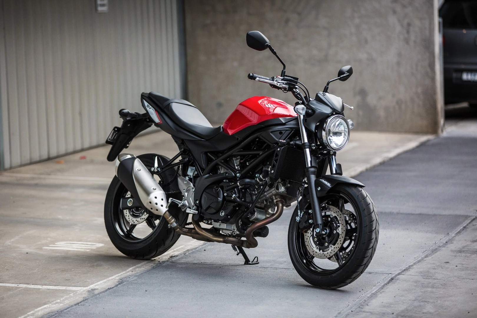 Suzuki SV650: short of the Ducati Monster 696, this is the only v-twin in the middleweight class - and it's a very proven motor platform
