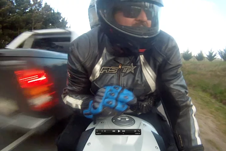 Gizmag's Loz Blain comes far too close for comfort during our latest video shoot