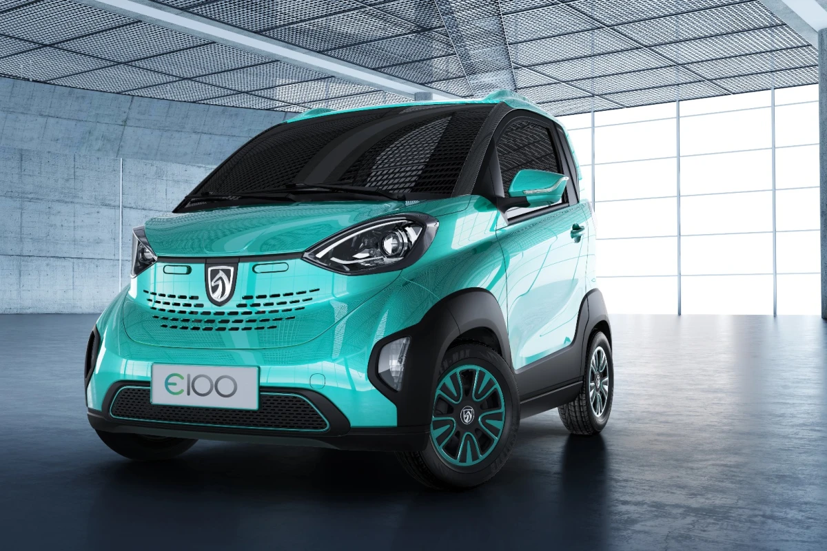 The E100 costs ¥35,800 (US$5,300) after government and local EV subsidies are taken into consideration