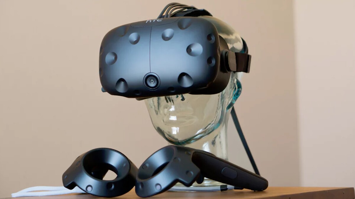 HTC Vive and controllers