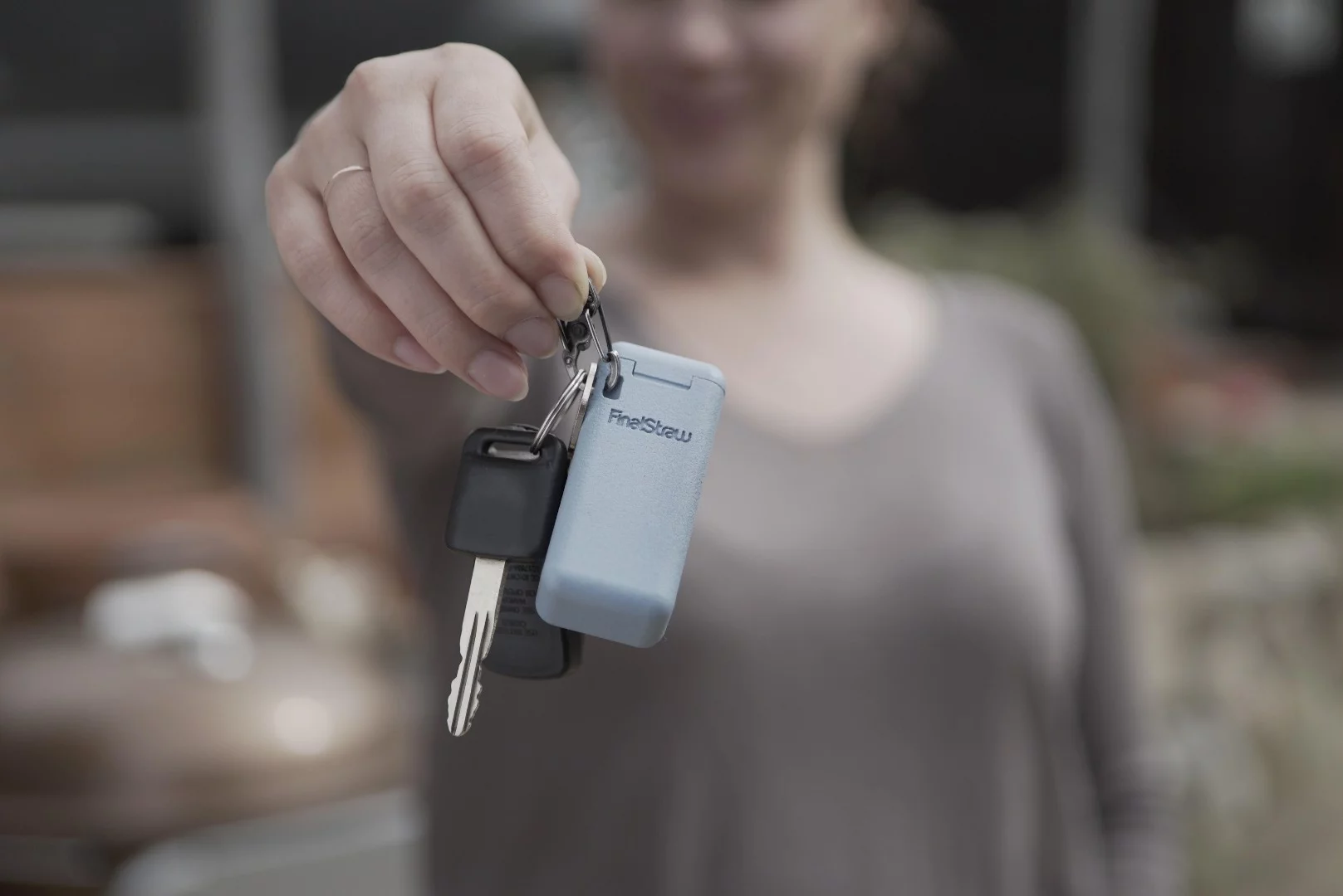 The FinalStraw can be stuffed into a carry case with dimensions of 7.3 x 3.3 x 2.7 cm (2.9 x 1.3 x 1 in)