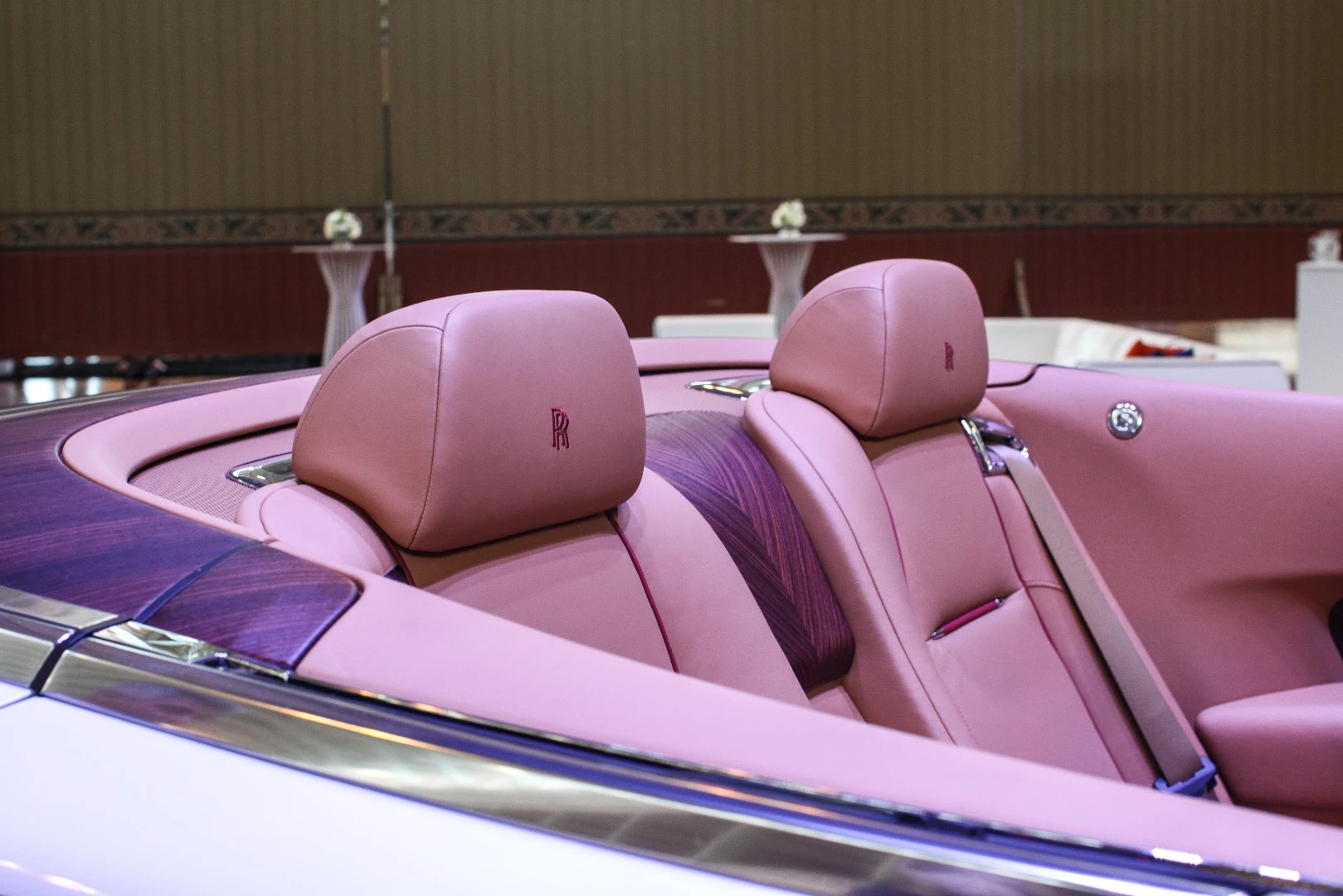Rolls-Royce will offer a huge range of options to Dawn buyers