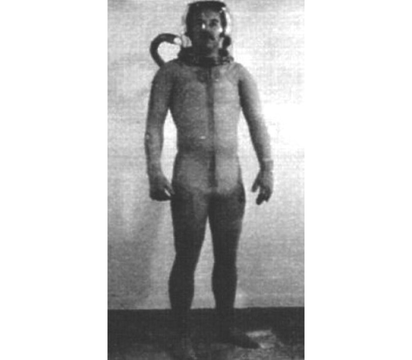 The experimental Space Activity Suit (SAS)