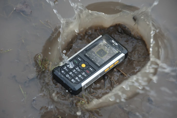 Don't try this with your unprotected iPhone