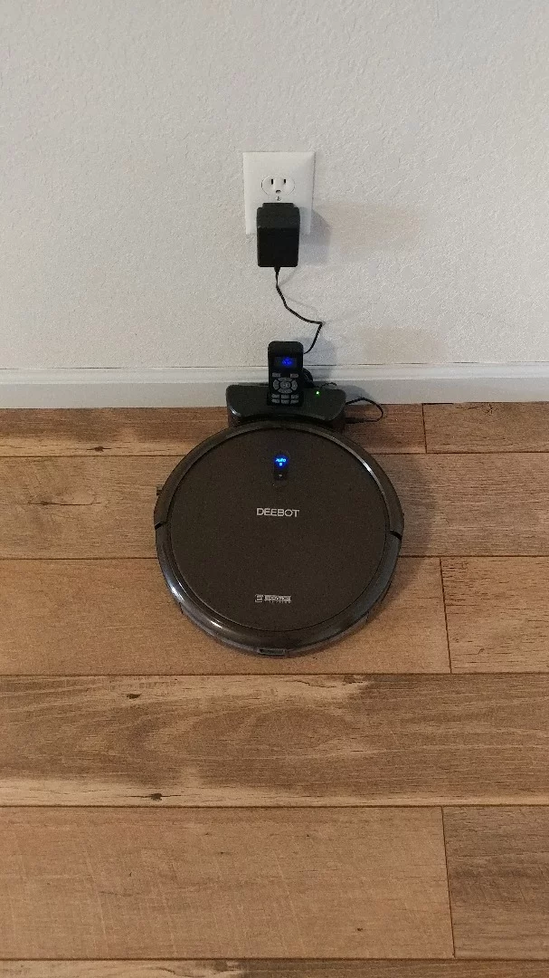 Once in place, the Deebot N79S' lights indicate its Wi-Fi connection status (on for good, blinking for establishing or not connected)