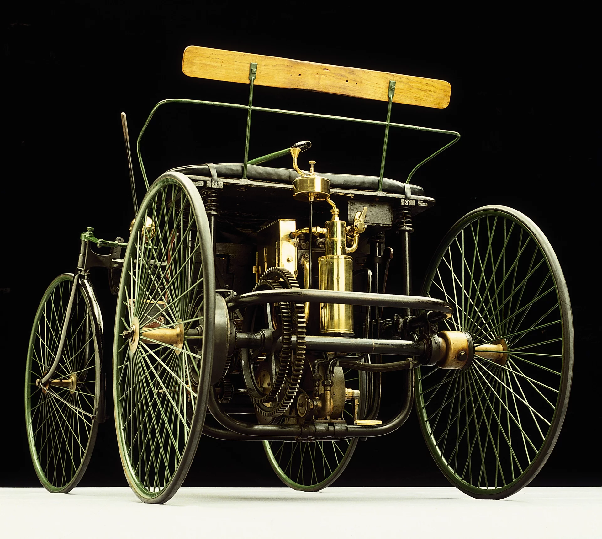 Daimler's four-wheeled motor vehicle was first shown in 1886
