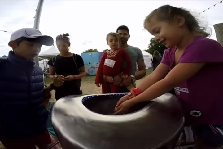 Boldly named the Robo-Washer Revolution, the new and improved machine features a much more refined design