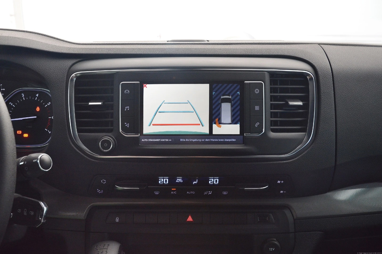 The available 7-in infotainment system includes MirrorLink for smartphone connectivity