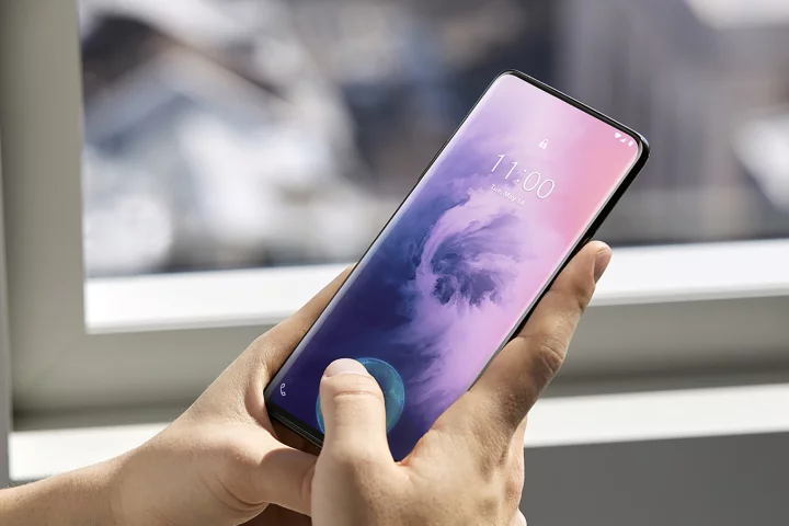 The OnePlus 7 Pro offers a 93 percent screen-to-body ratio